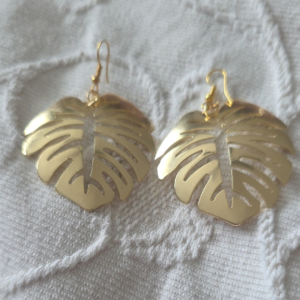 Gold Leaf Earrings